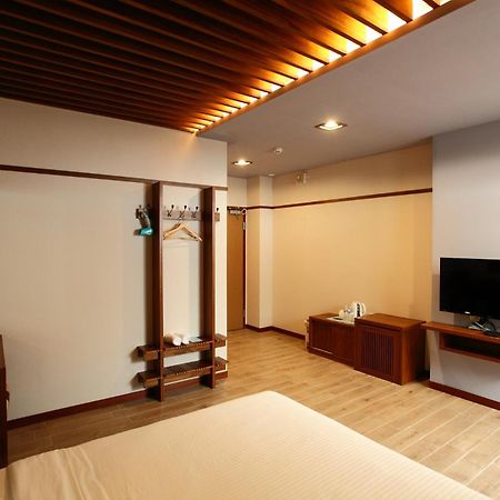 Toutsu Gyoen Đông Cảng Ngoại thất bức ảnh